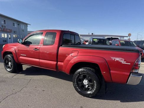 Used 2010 Toyota Tacoma 4x4 Access Cab V6 image 4