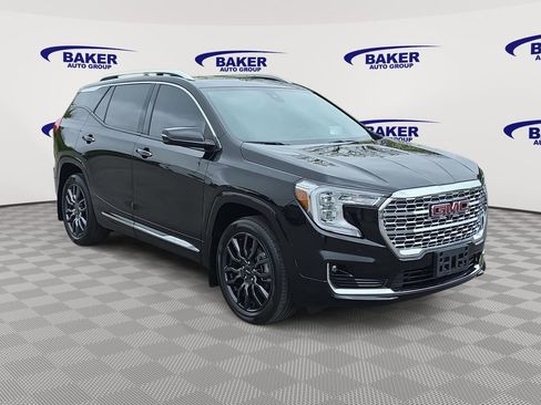 Used 2022 GMC Terrain Denali w/ Black Diamond Edition AWD/4WD image 3