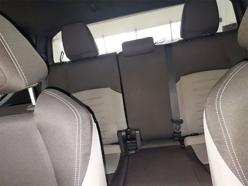 Used 2025 Toyota Tacoma TRD Off-Road image 13