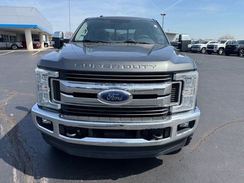 Used 2017 Ford F250 XLT w/ XLT Premium Package image 10