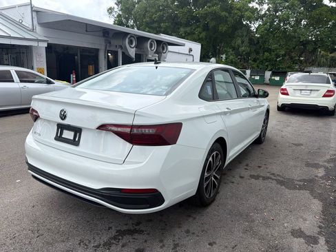 Used 2024 Volkswagen Jetta Sport FWD image 6