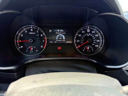 Used 2024 Kia Forte LXS FWD image 11