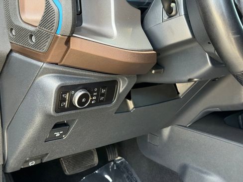 Used 2023 Ford Bronco Outer Banks AWD/4WD image 17