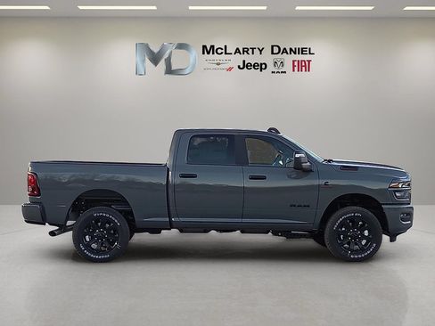 New 2026 RAM 2500 Big Horn AWD/4WD image 6
