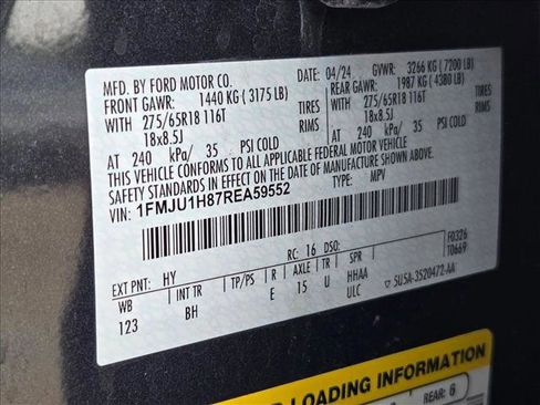 Used 2024 Ford Expedition XLT RWD image 24