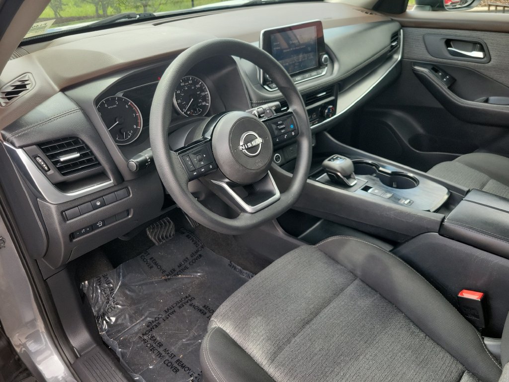 Certified 2023 Nissan Rogue SV FWD image 14