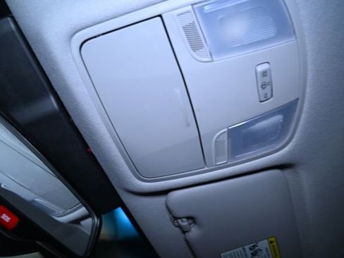 Used 2023 Hyundai Kona SE image 35