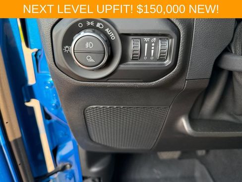 Used 2021 Jeep Gladiator Sport AWD/4WD image 26