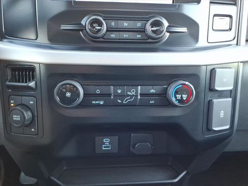 Used 2023 Ford F150 XLT image 15
