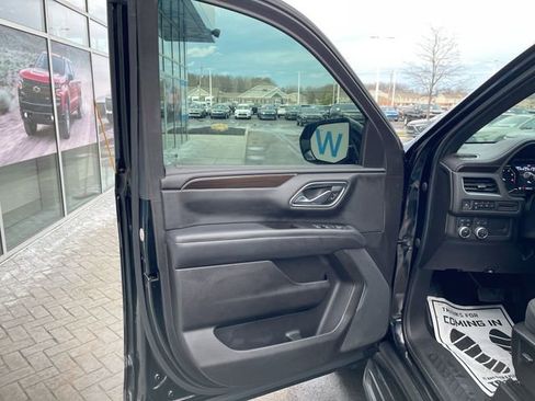 Certified 2021 GMC Yukon XL SLE w/ Gmc Pro Safety Plus Package image 21