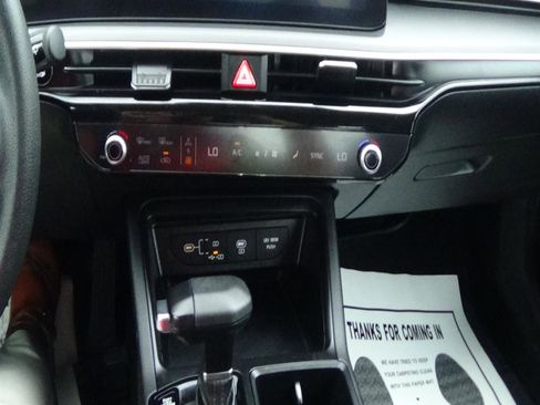 Used 2025 Kia K5 LXS FWD image 23