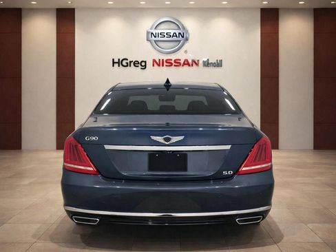 Used 2017 Genesis G90 5.0 Ultimate image 8