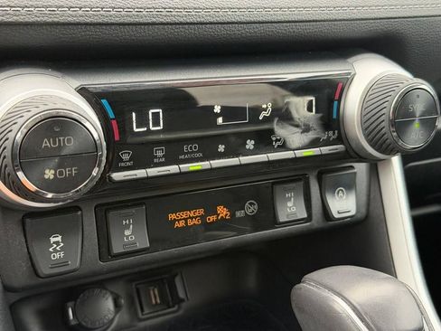 Used 2021 Toyota RAV4 XLE Premium FWD image 21