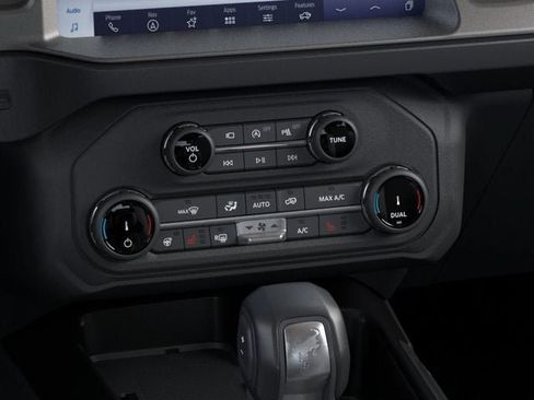 New 2026 Ford Bronco Outer Banks AWD/4WD image 18