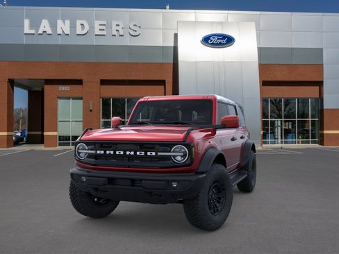 New 2026 Ford Bronco Outer Banks w/ Sasquatch Package AWD/4WD image 2