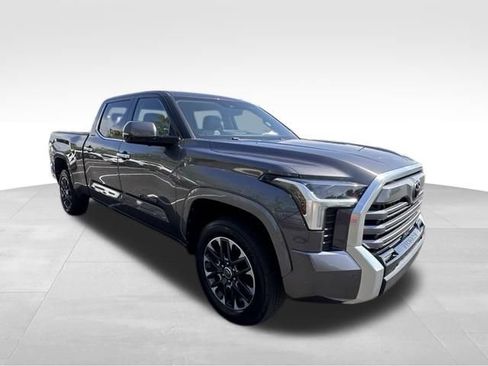 Used 2023 Toyota Tundra Limited AWD/4WD image 11