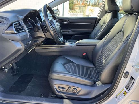 Used 2023 Toyota Camry SE image 20