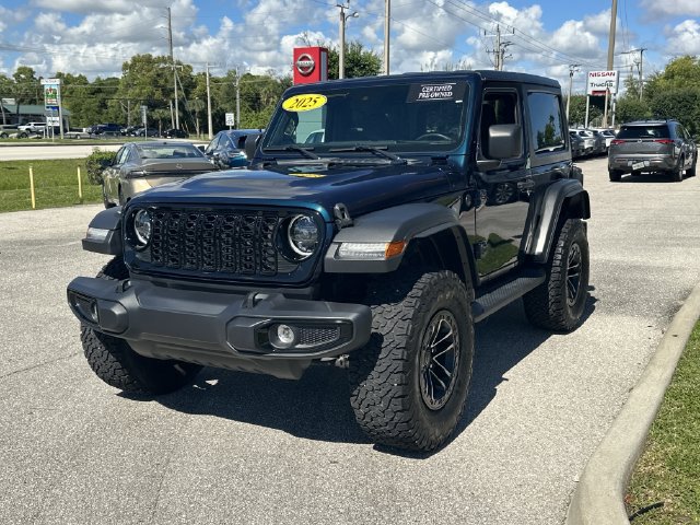 Used 2025 Jeep Wrangler Sport AWD/4WD image 3