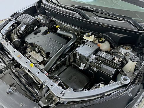 Used 2023 Chevrolet Equinox LT FWD image 26