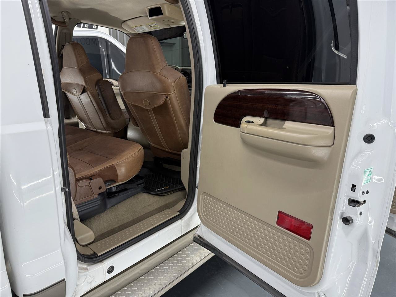 Used 2005 Ford F250 King Ranch RWD image 31