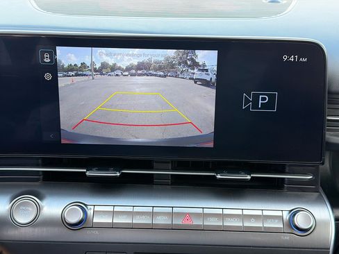 Used 2025 Hyundai Kona SEL FWD image 30