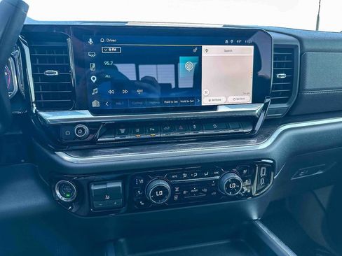 Used 2025 Chevrolet Silverado 3500 LTZ w/ LTZ Premium Package AWD/4WD image 31