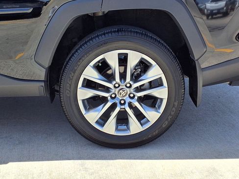 Used 2024 Toyota RAV4 XLE Premium FWD image 9