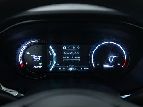 Used 2020 Kia Niro EX Premium image 24