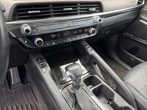 Used 2020 Kia Telluride SX w/ SX Prestige Package image 7