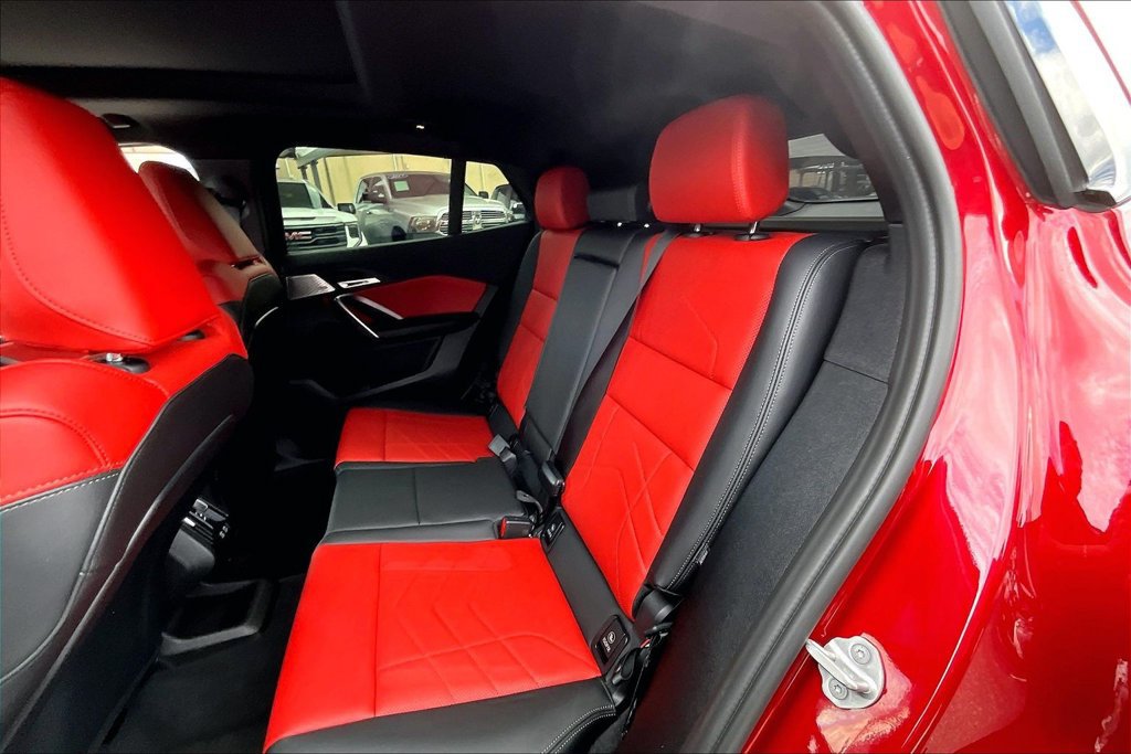 Used 2025 BMW X2 M35i AWD/4WD image 35