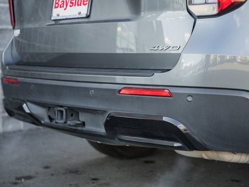 Used 2025 Ford Explorer ST-Line w/ ST-Line Street Pack image 11