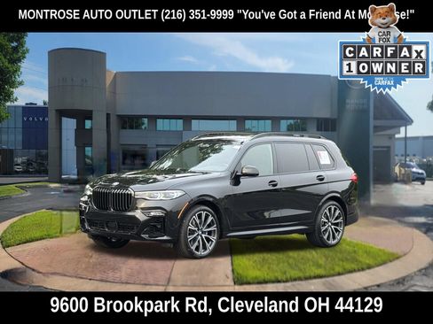 Used 2022 BMW X7 M50i AWD/4WD image 9