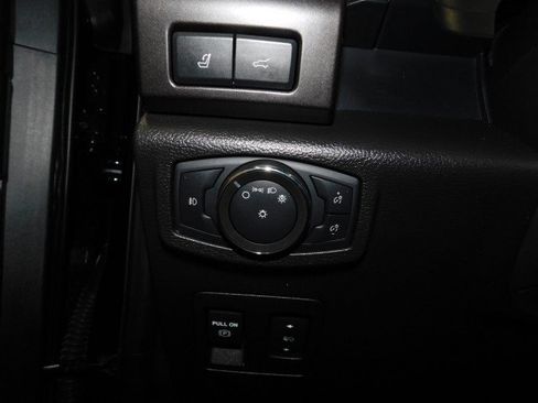 Used 2021 Ford Expedition Max Limited image 23