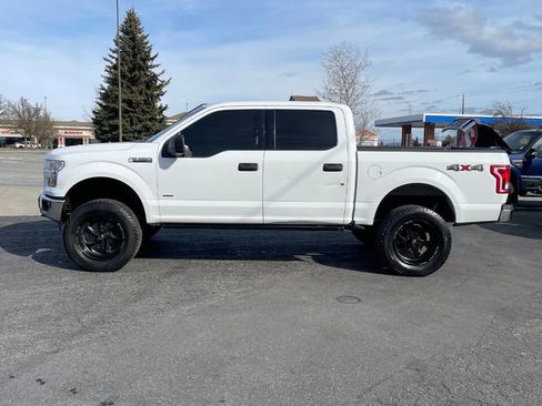 Used 2016 Ford F150 XLT image 2