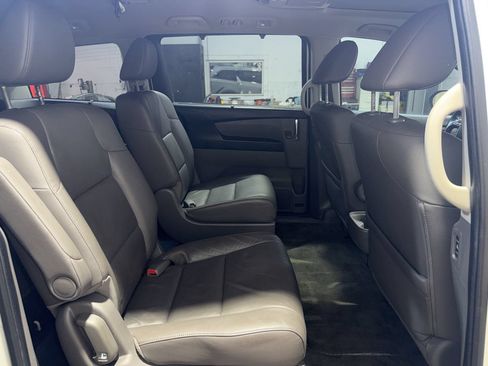 Used 2015 Honda Odyssey Touring Elite image 27