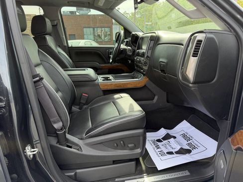 Used 2017 Chevrolet Silverado 1500 High Country image 15