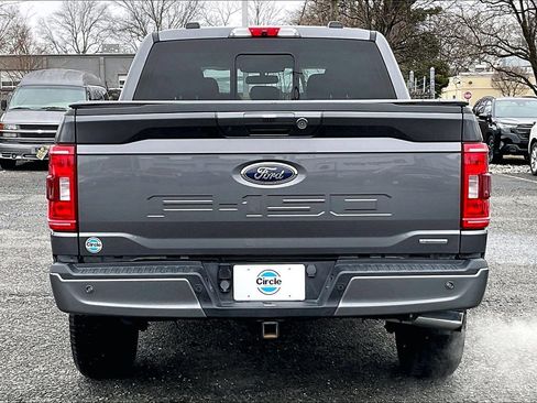 Used 2021 Ford F150 XLT w/ Equipment Group 302A High image 4