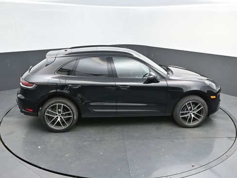 New 2026 Porsche Macan image 33