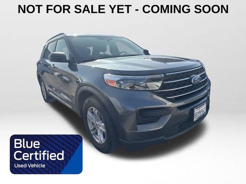 Used 2020 Ford Explorer XLT image 1