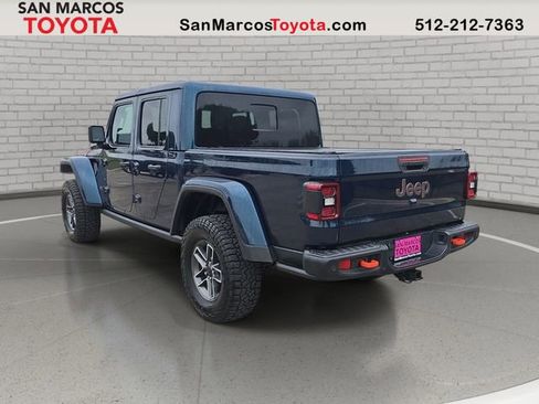 Used 2025 Jeep Gladiator Mojave AWD/4WD image 8