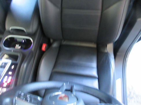 Used 2023 Porsche Cayenne AWD/4WD image 9