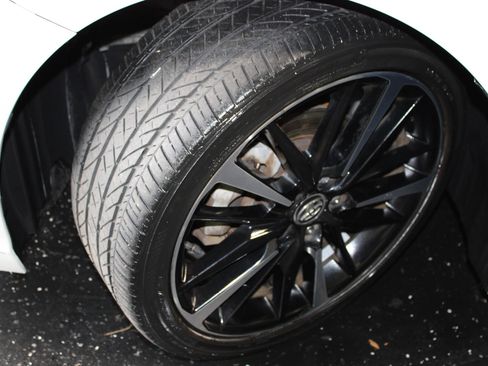 Used 2020 Toyota Camry XSE FWD image 35
