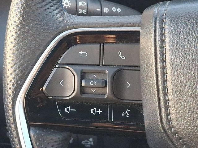 Used 2024 Toyota Sequoia Platinum AWD/4WD image 22