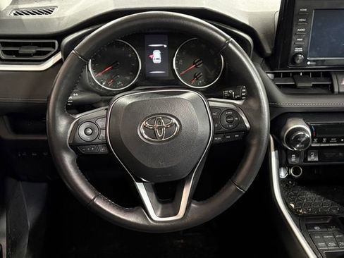 Used 2022 Toyota RAV4 XLE w/ Convenience Package image 14