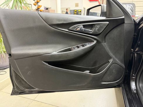 Used 2018 Chevrolet Malibu LS FWD image 10