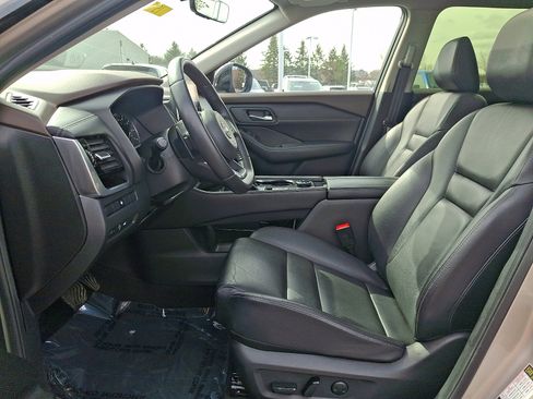 Certified 2023 Nissan Rogue SL image 13