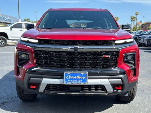 New 2026 Chevrolet Traverse Z71 AWD/4WD image 4