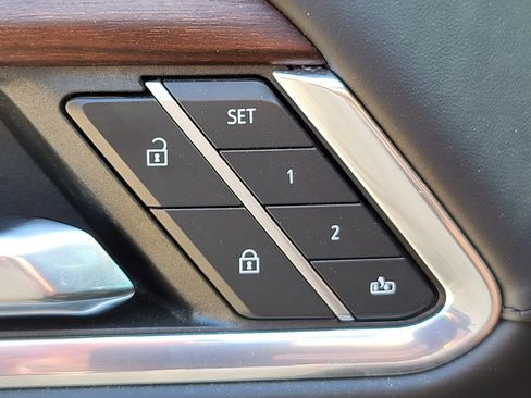 Used 2024 GMC Sierra 2500 Denali Ultimate image 4