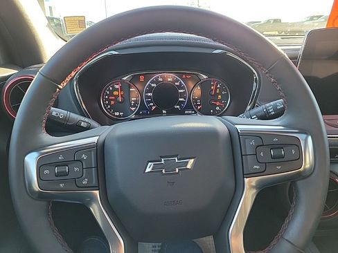 Used 2025 Chevrolet Blazer RS w/ Enhanced Convenience Package image 9