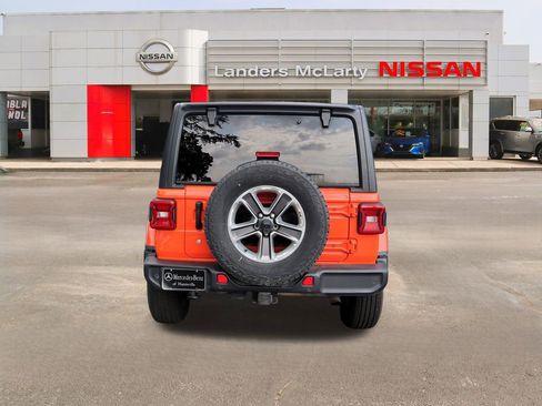 Used 2020 Jeep Wrangler Unlimited Sahara w/ LED Lighting Group image 4